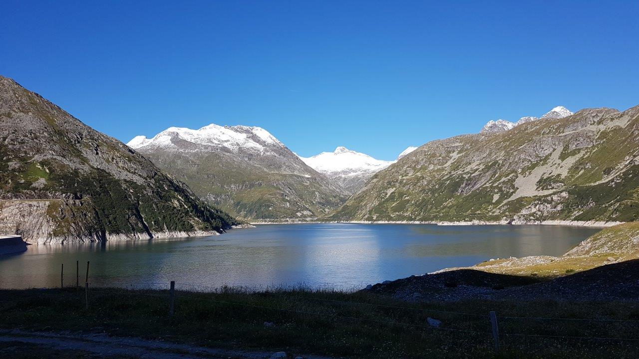 Schwarzhornseen Hike