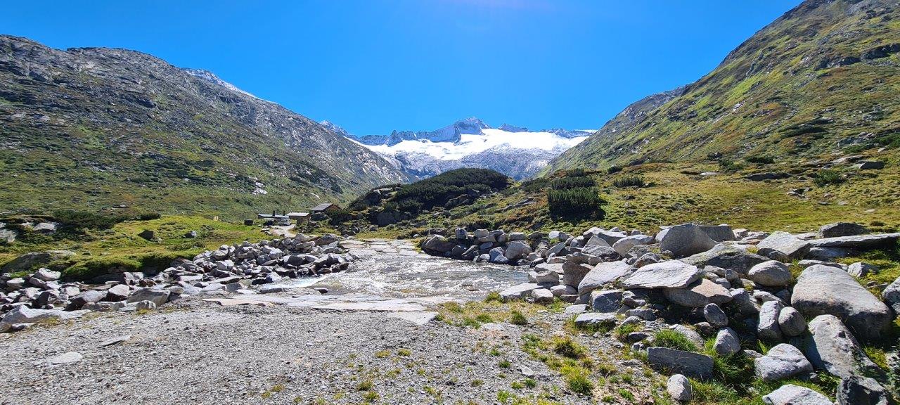 Schwarzhornseen Hike