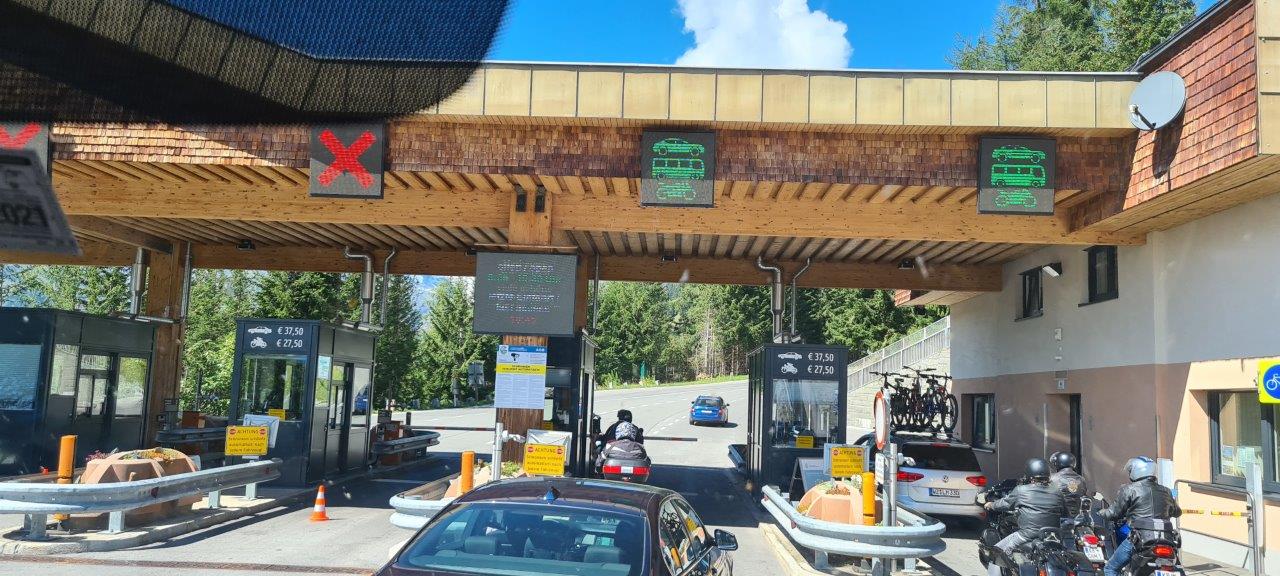 Pasterze Hike below the Grossglockner