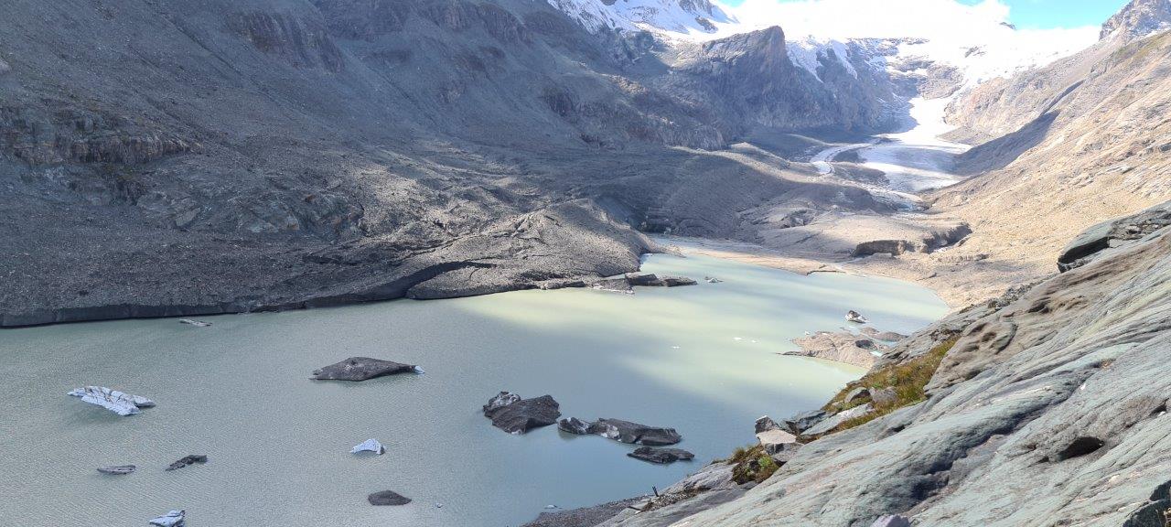 Pasterze Hike below the Grossglockner