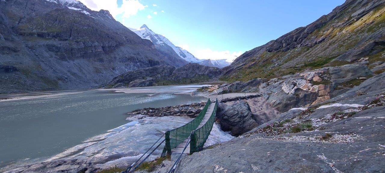 Pasterze Hike below the Grossglockner
