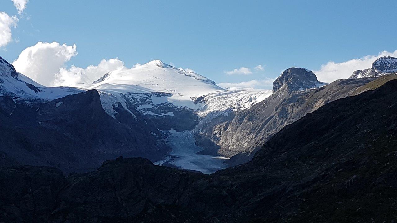 Pasterze Hike below the Grossglockner