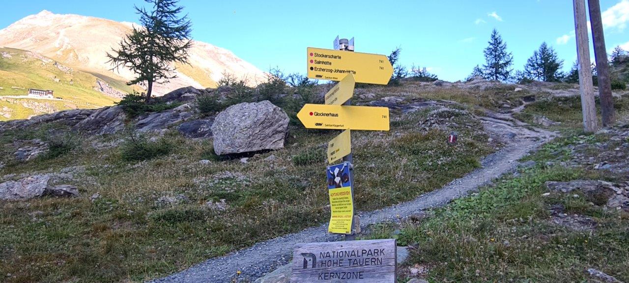 Pasterze Hike below the Grossglockner