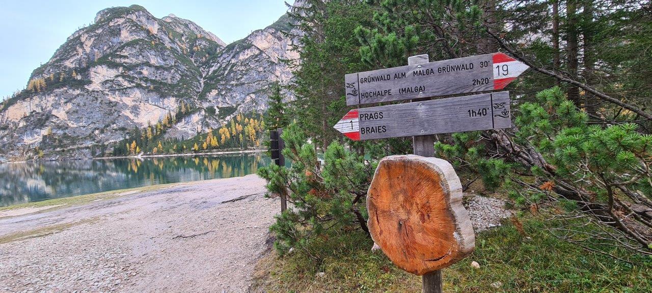 Lago di Braies Hiking