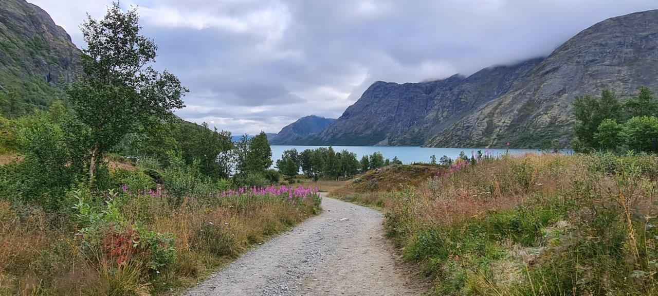 Besseggen Ridge Hike
