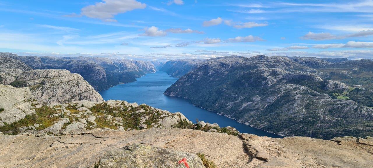 Hike to Preikestolen (Pulpit Rock)