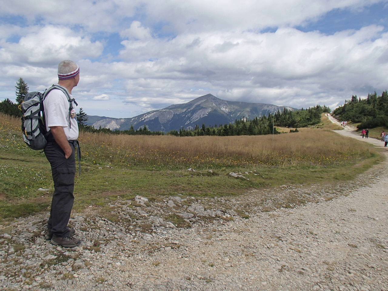 Hike from Rax Cableway to Preinerwand Kreuz in Schneeberg Alps